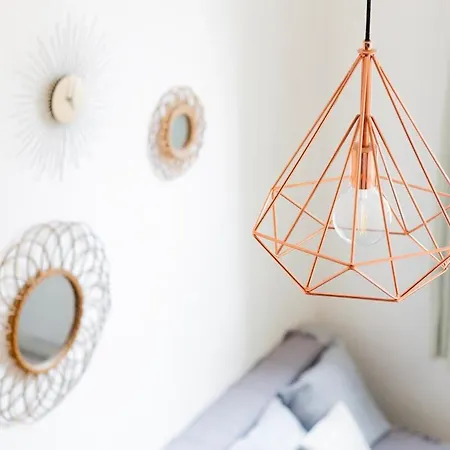Art De Recevoir - Le Petit Duplex Cosy Proche Metro D Vaise *